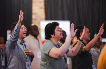 New Testaments for 30 Languages